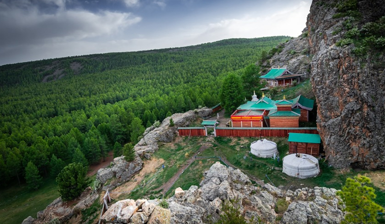 Tuvkhun Monastery